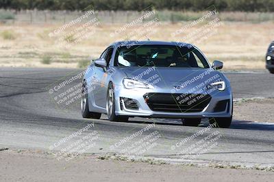 media/Sep-15-2024-Speed Ventures (Sun) [[7a54f7ed2f]]/Yellow Group/Session 1 (Outside Grapevine)/